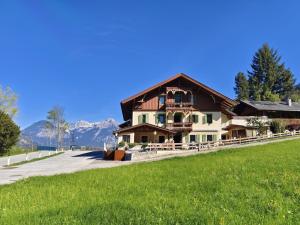 Neuh�usl in Hart im Zillertal Gruppenhaus Zillertal 